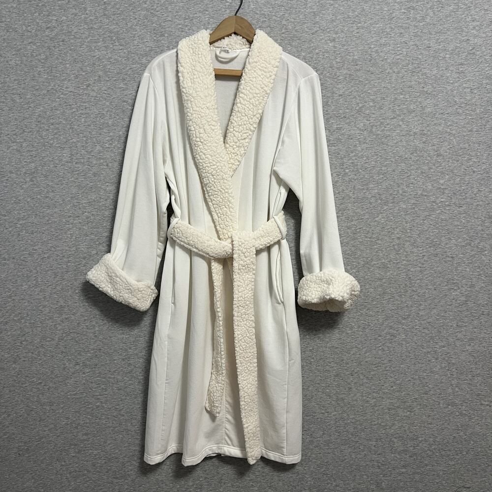 Pottery Barn Robe Womens Medium White Faux Sherpa Belted Plush Fleece Cozy Soft‎